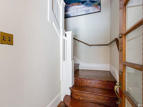 5th image of 4706 Fulton St