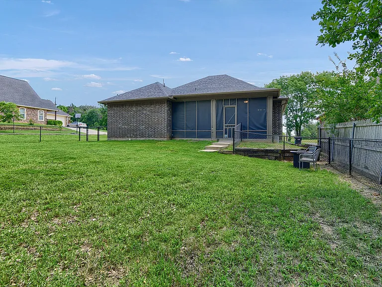 3101 S College Blvd — Photo 29