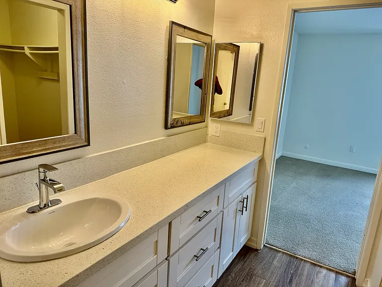 6780 Friars Rd #332 — Photo 7