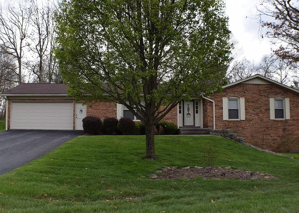 1st image of 109 Summit Ln