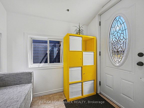 3rd image of 63 Colborne St