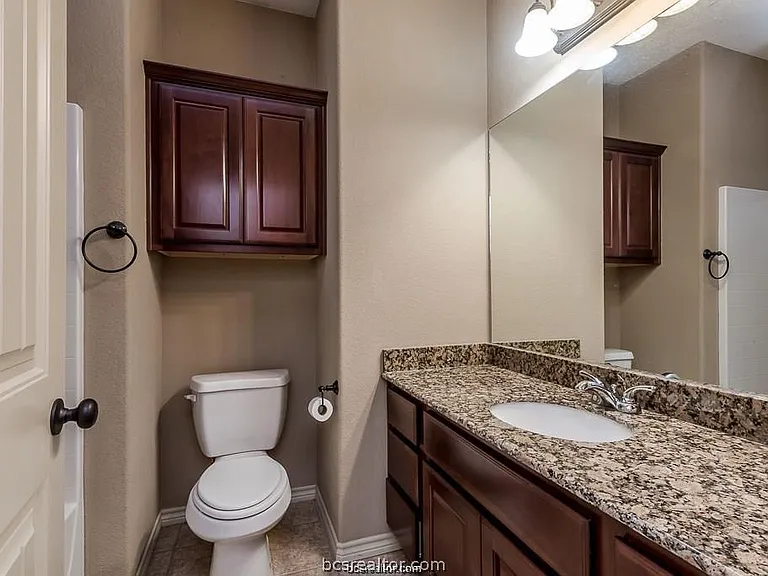 3221 Sergeant Dr — Photo 6