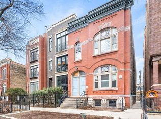 825 N Winchester Ave #2R, Chicago, IL 60622