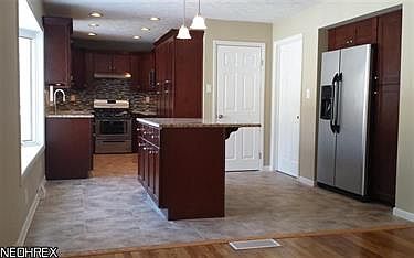 3rd image of 28749 Orange Meadow Ln