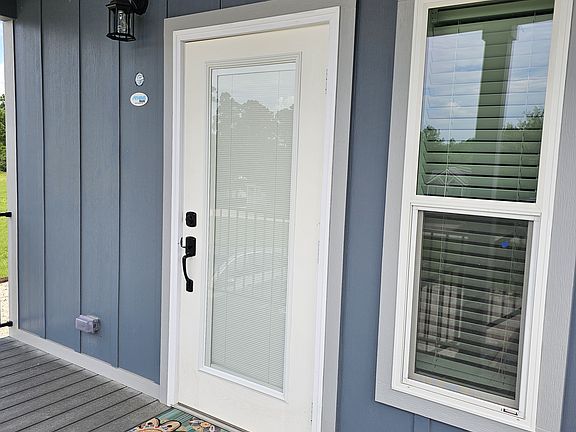 3rd image of 112 Pine Tree Loop #8