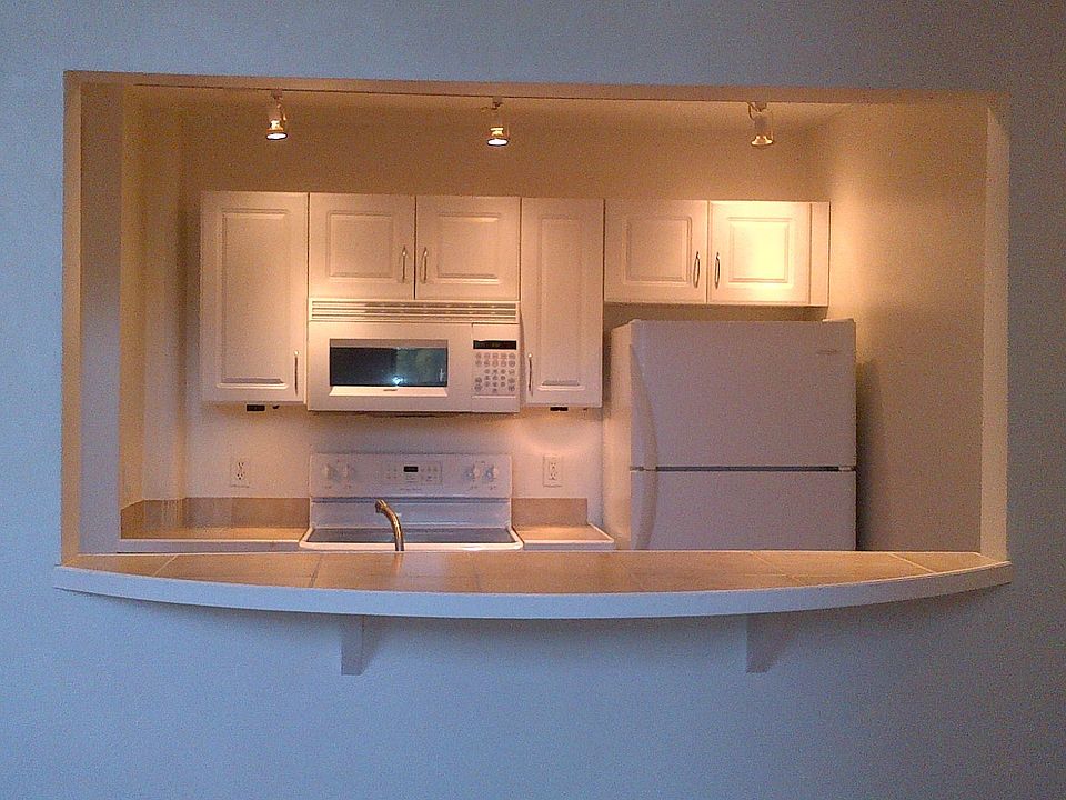 1st image of 231 Main St APT 26