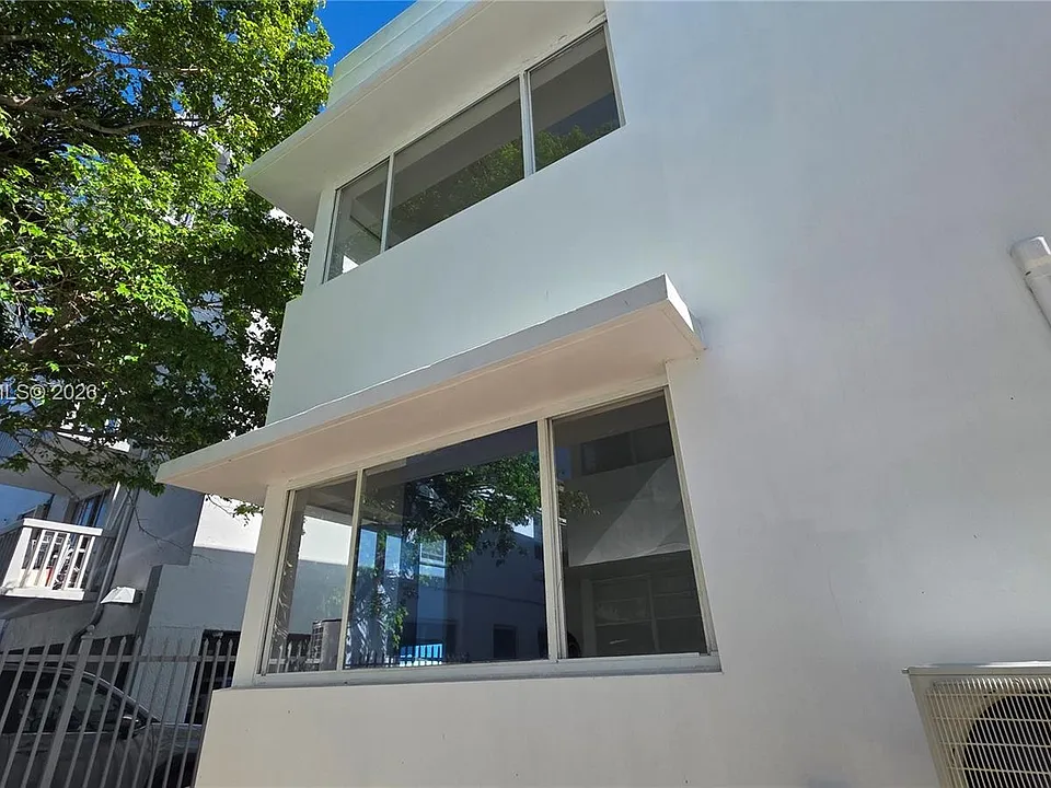 7629 Dickens Ave #8