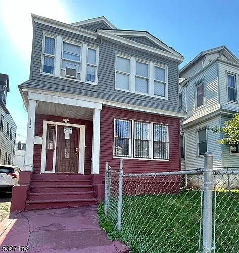 142 Mapes Ave Photo 1