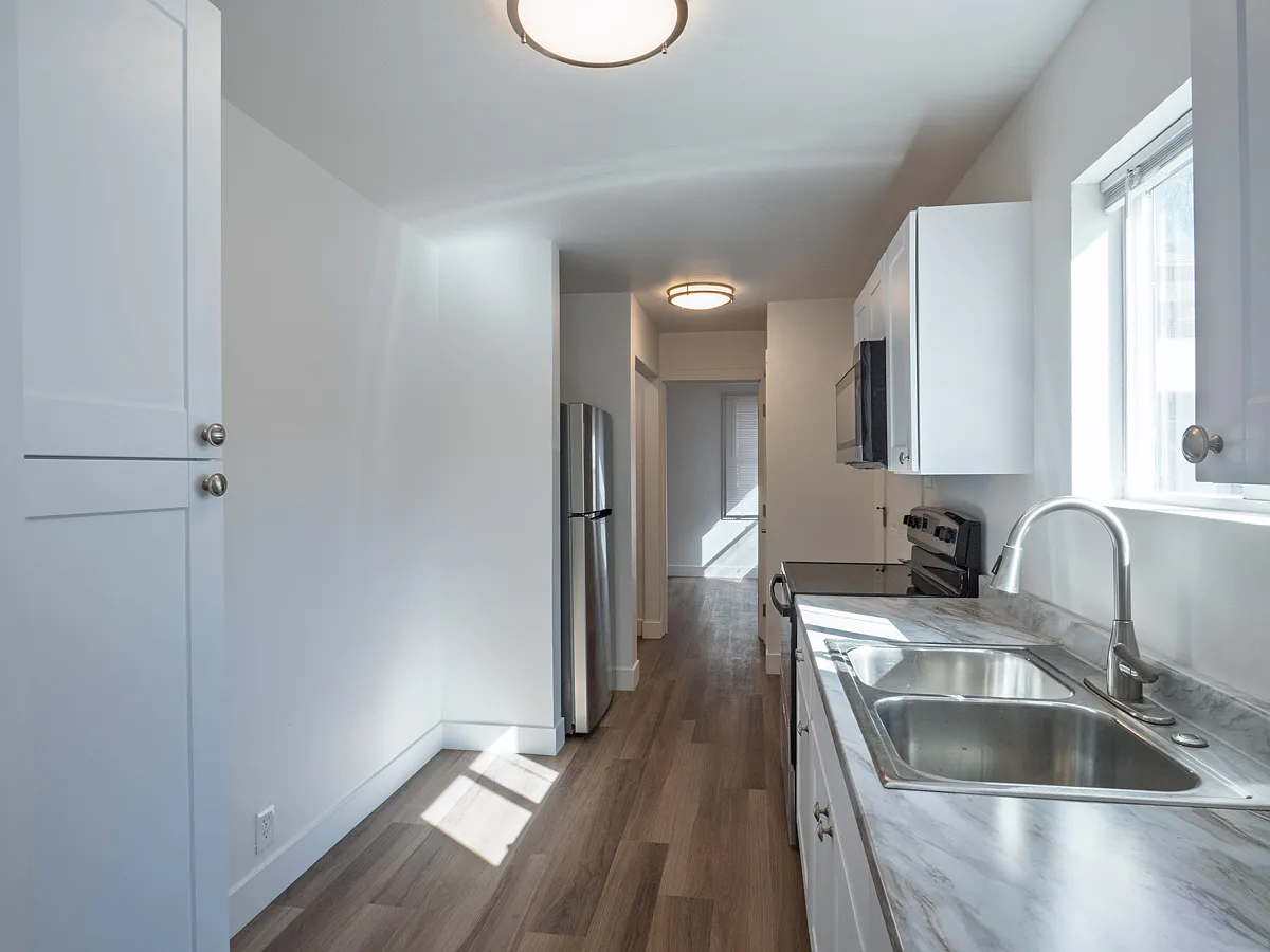 First St 409, Williams - 417 — Photo 3