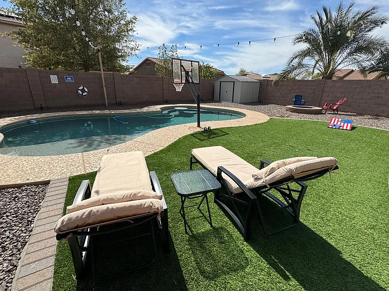 193 E Bahamas Dr — Photo 25