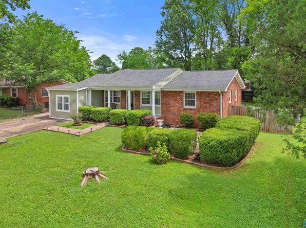 11015 Strong Dr SE, Huntsville, AL 35803