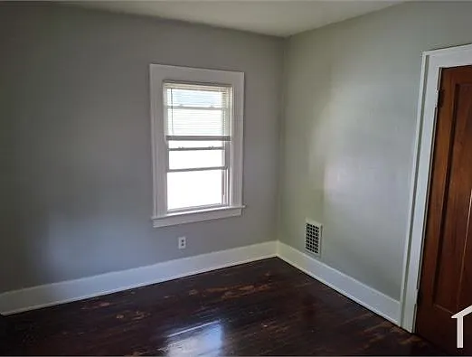 51 Ellicott St — Photo 8