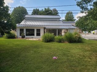 15 Fairway Dr, Sparta, IL 62286