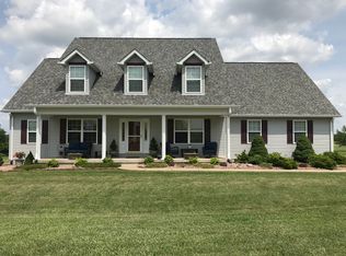 1014 Glenwood Dr, Farmington, MO 63640