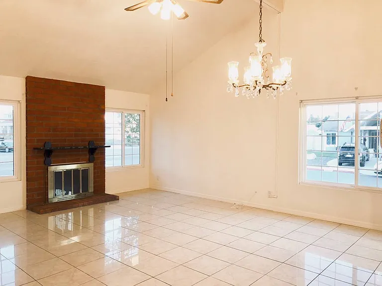 11304 Camino Ruiz — Photo 3