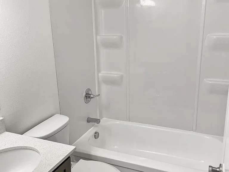 J3 Apartments — Photo 61