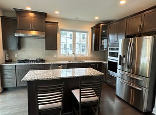 105 Phoebe St, Methuen, MA 01844