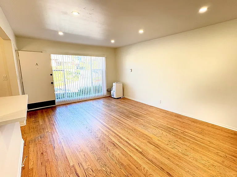 1800 Calafia St #A — Photo 6