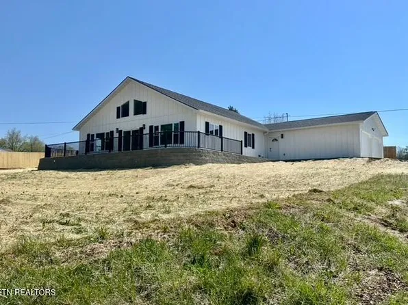 137 Sadie Ln, Ewing, VA 24248