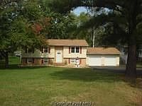 4th image of 300 Shelton Dr