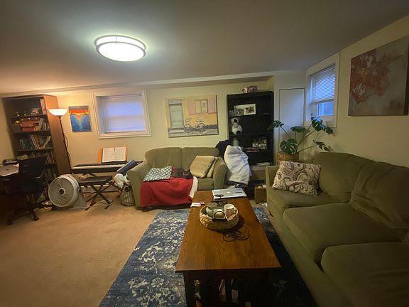 2nd image of 2952 N Dawson Ave #G