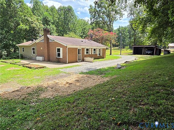 3rd image of 2159 Glenmore Rd