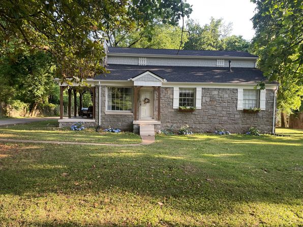 711 Currey Rd