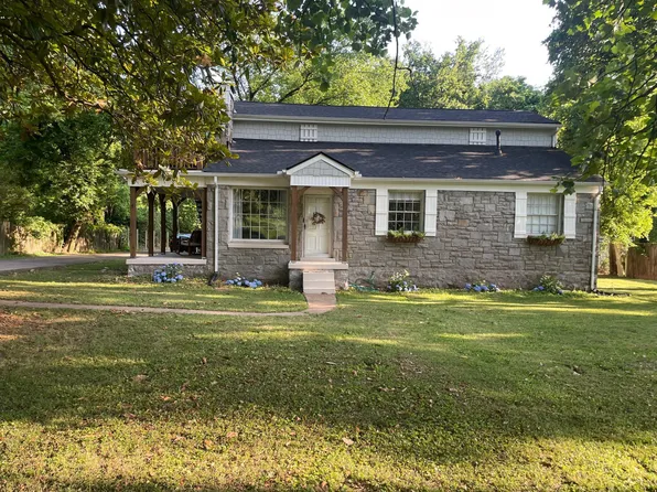 711 Currey Rd, Nashville, TN 37217