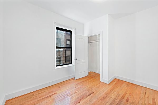 1st image of 528 W 136th St #36