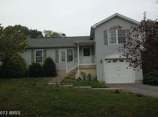 673 Thoroughbred Dr, Charles Town, WV 25414