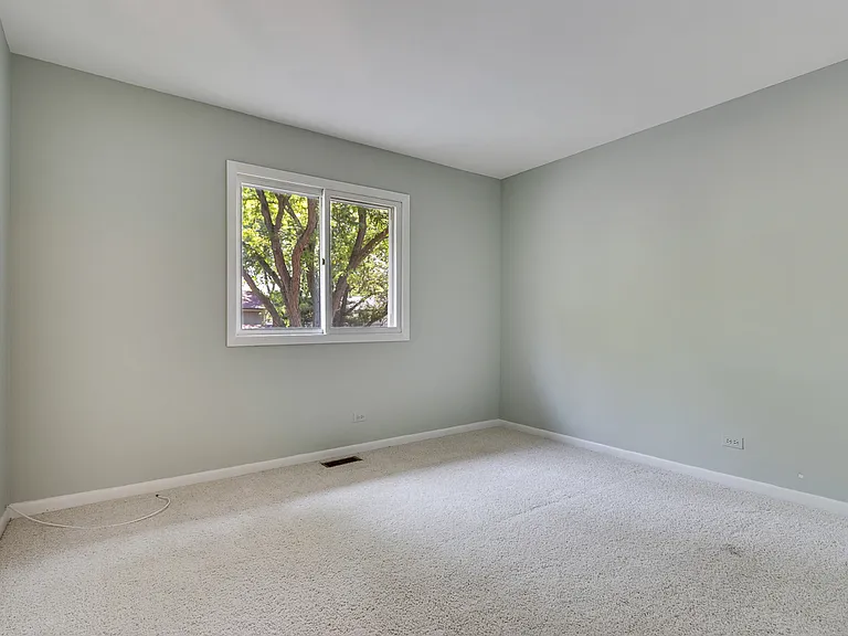 834 Swallow St — Photo 23