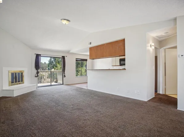 90 Anair Way, Oakland, CA 94605