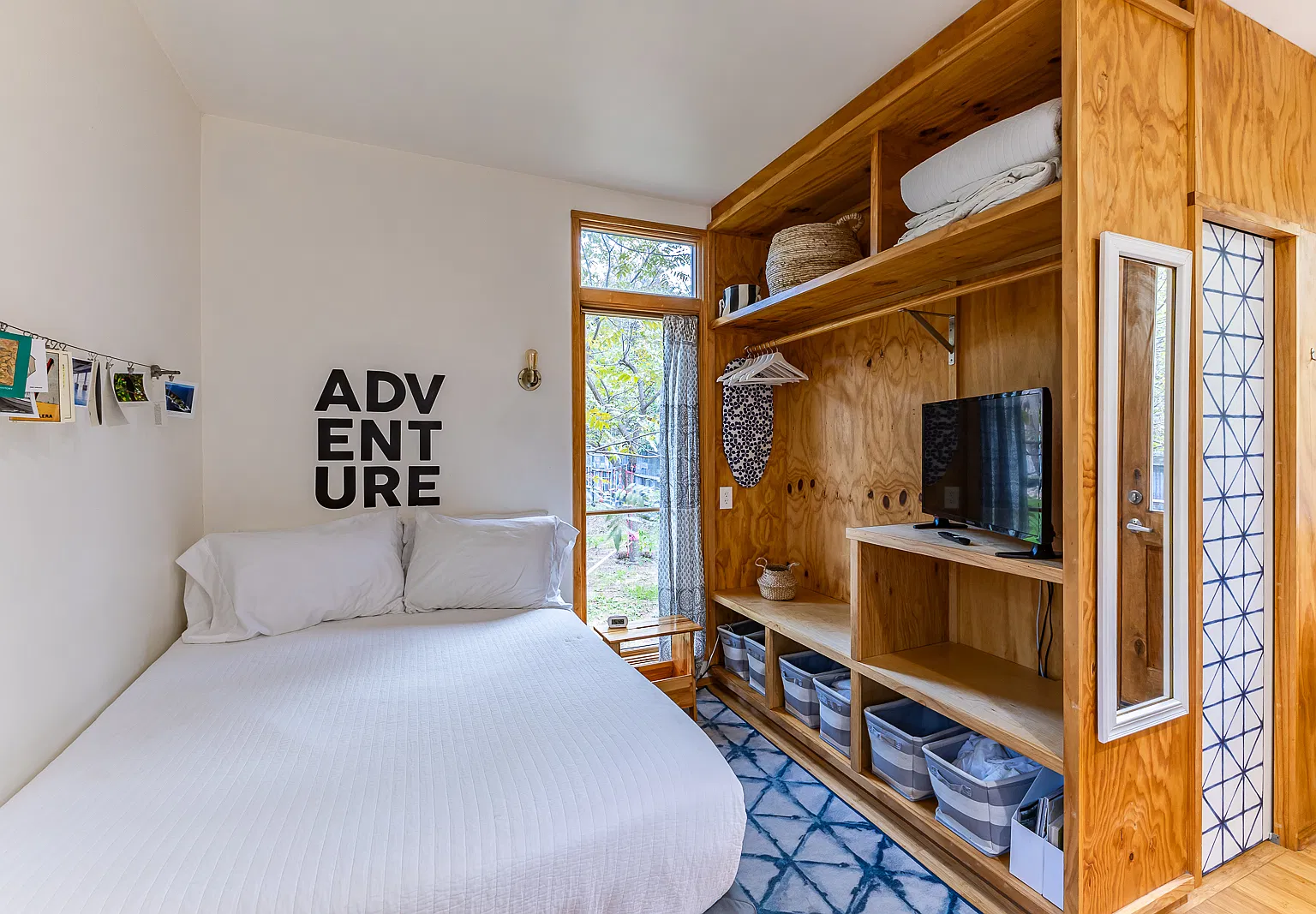 Studio, 200 sqft, $1,700 — Photo 1