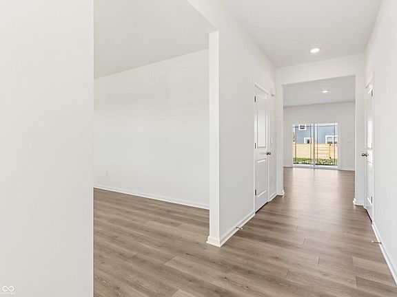 5th image of 290 Highland Ave