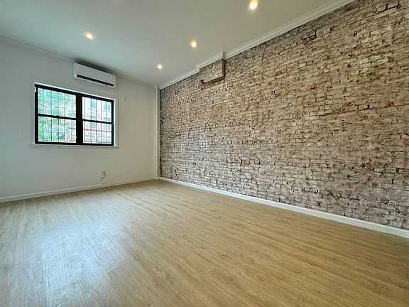 5th image of 560 Rogers Ave #1