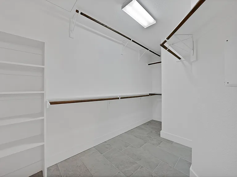 4117 Lafayette St — Photo 35