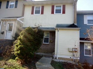 550 Pebble Ridge Ct, Feasterville, PA 19053