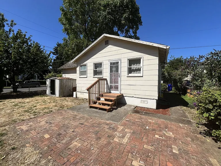 6906 N Newcastle Ave — Photo 32