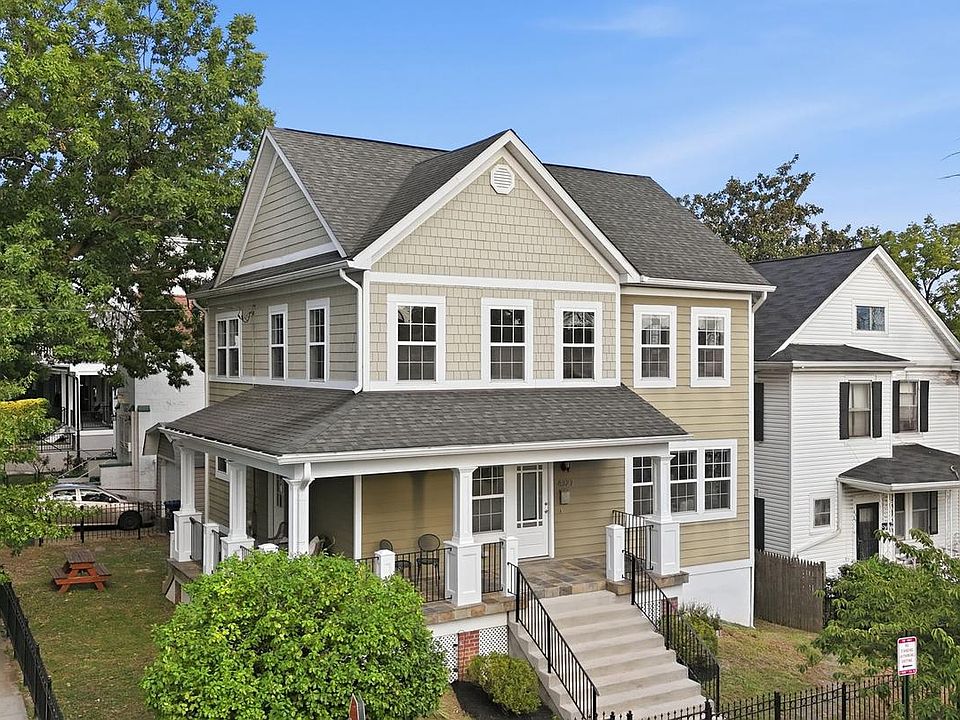 1st image of 4327 8th St NW
