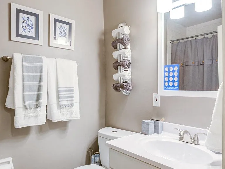 Greentree Village Townhomes — Photo 12