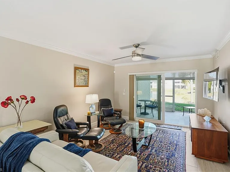 4945 Cougar Ct #4 — Photo 6