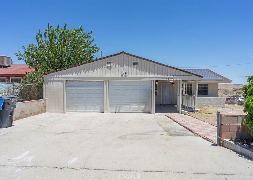 1st image of 1349 Mesa Dr