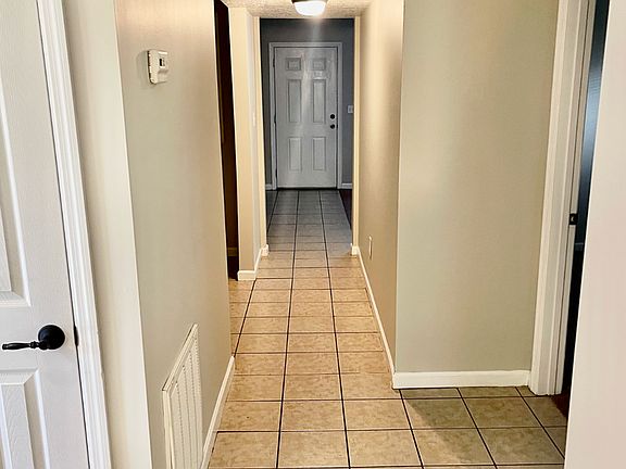 5th image of 501 Goodwin Ave APT A