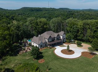 5019 Hilltop Ln, College Grove, TN 37046