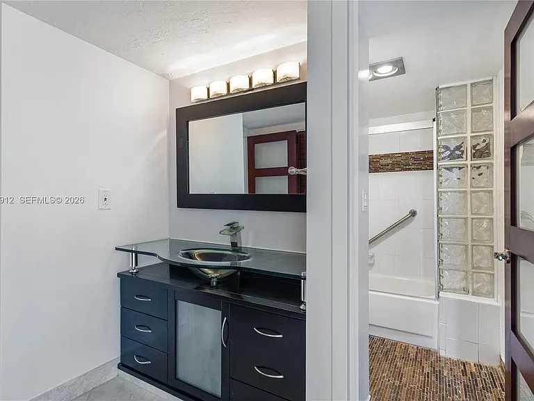 3375 N Country Club Dr #1605 — Photo 14