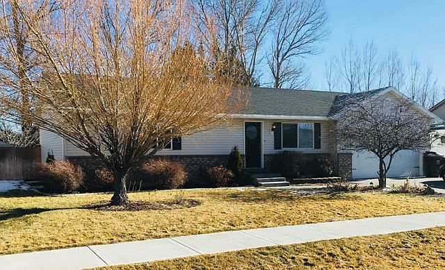 1st image of 2920 N Bliss Dr