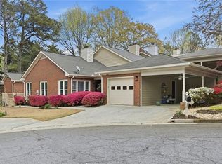 3269 Embry Downs Ct, Atlanta, GA 30340
