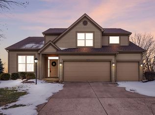 4477 Huntwicke Dr, Hilliard, OH 43026