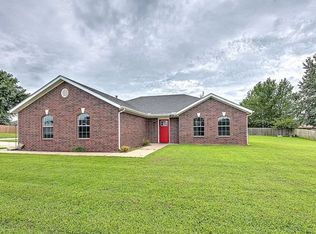 400 Sun Meadow Dr, Bentonville, AR 72719