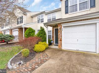 24 Leighton Dr, Mount Laurel, NJ 08054